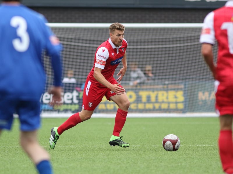 Simon Heslop on the ball

Photo by Morgan Exley