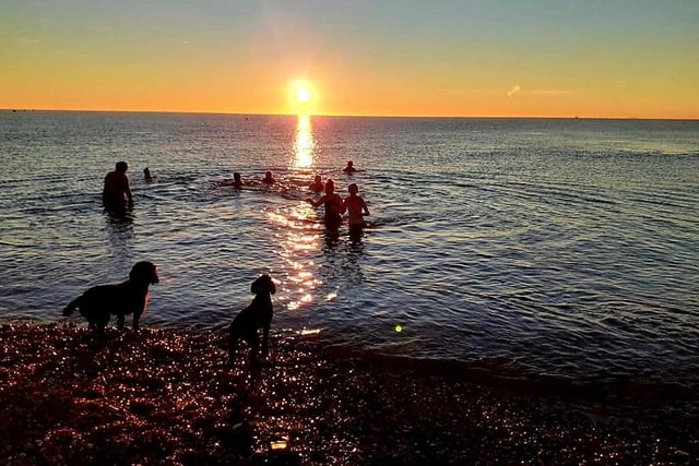 "1.5° on the beach and 10° in the sea on a glorious morning!" said Stella Lockyer, who captured these brave swimmers with a Samsung Galaxy. SUS-220119-094306001