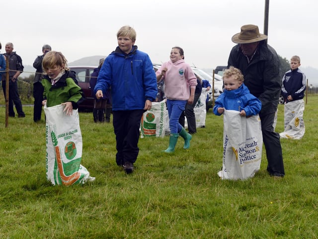 Ingram Show 2015 Sack race competitors.