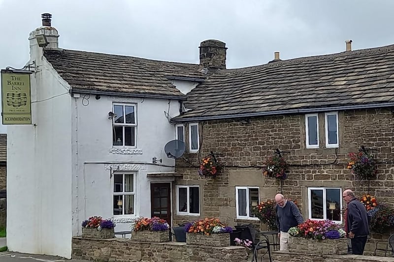 The Barrel Inn, Bretton, Hope Valley, S32 5QD. Rating: 4.5/5 (based on 628 Google Reviews). "Fitted us in as we failed to book in advance. Love this place. Well worth a visit." (3-star hotel)