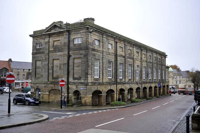 A pedestrian crossing near the Northumberland Hall in Alnwick has been suggested by councillors.