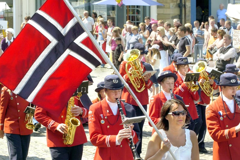 The 2007 Alnwick Fair parade.