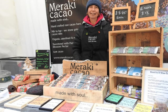 Meraki cacao regularly sell their produce at events, fairs and local markets. Their raw cacao bars are dense in nutrients and refined sugar-free.