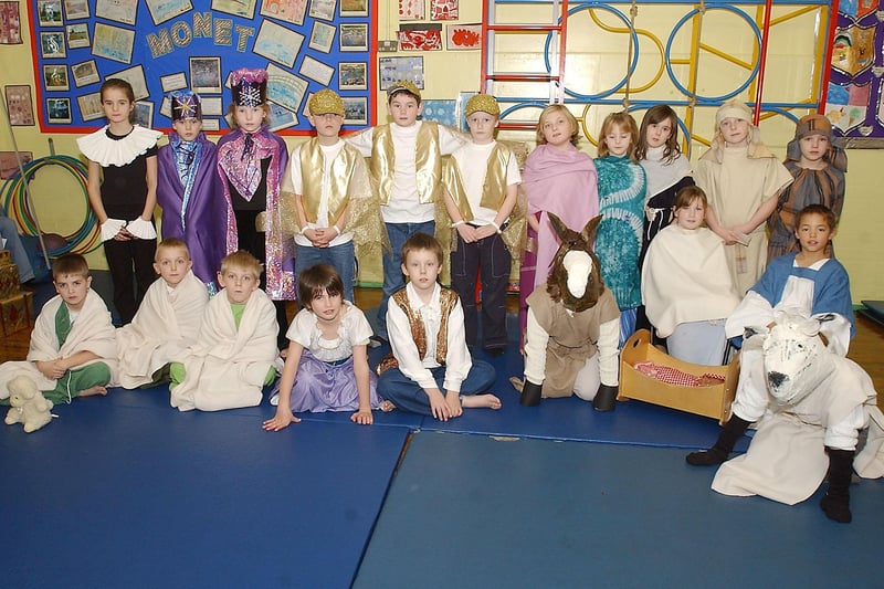 Pupils from Amble First School in their 2004 Christmas performance of It's A Baby.