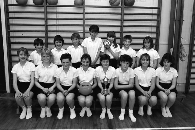 Tweedmouth Middle Netball Team in 1987.
