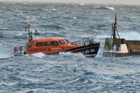 Seahouses lifeboat entering the harbour.