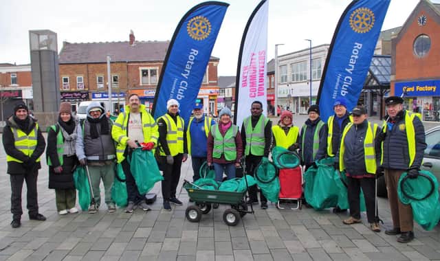 The Rotary Club of Blyth members were joined by the Blyth Volunteer Group to work around the town centre removing litter.