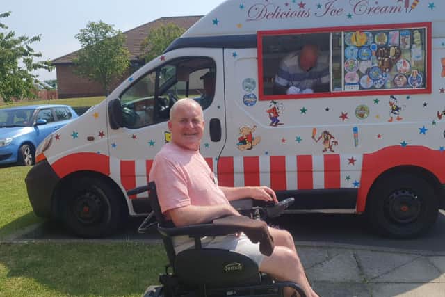 Residents cool themselves down with ice cream and lollies.