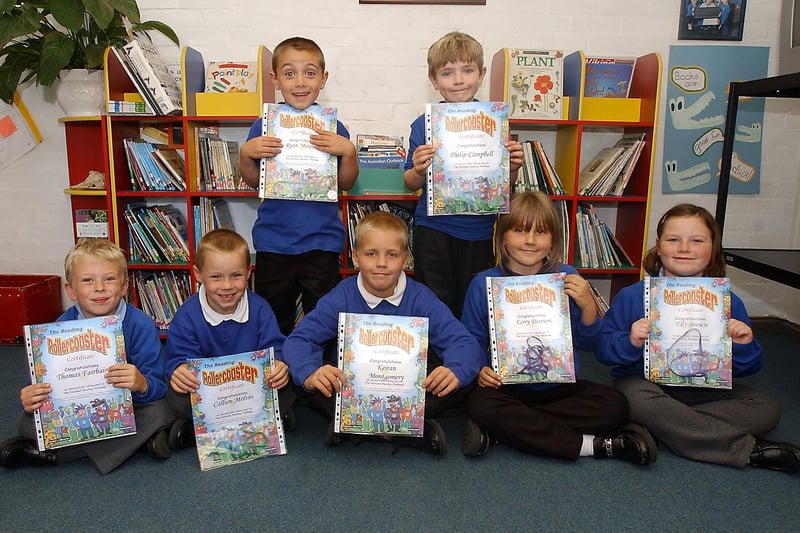 Children from Amble Links First School who took part in and completed the National Reading Challenge, reading six books over the six weeks' summer holidays in 2004.
