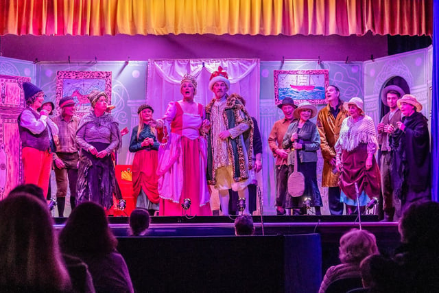 Snow White performed by Coquetdale Amateur Dramatic Society.