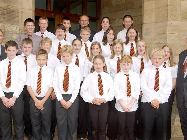 DUKES MIDDLE SCHOOL, PRIZEDAY 2004