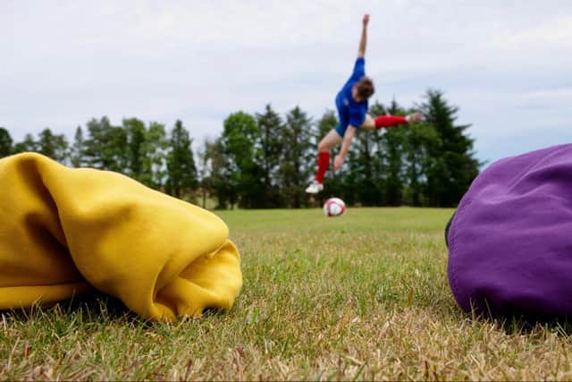 Jumpers For Goalposts combines dancing and footballing skills.