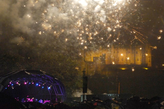Spectacular fireworks lit up Alnwick Castle and brought a wonderful show to a fitting close.