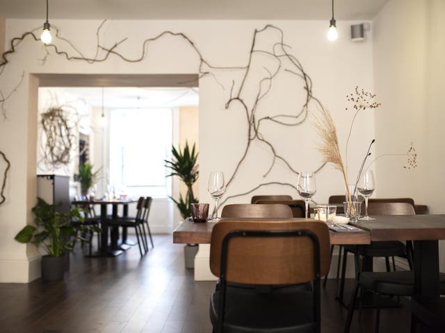 Noto is a Michelin Guide independent restaurant in Thistle Street, New Town, which is focused on small sharing plates packed with flavour. There are a number of quality gluten free options available here, with knowledgeable waiting staff, and they even make their own gluten free bread.