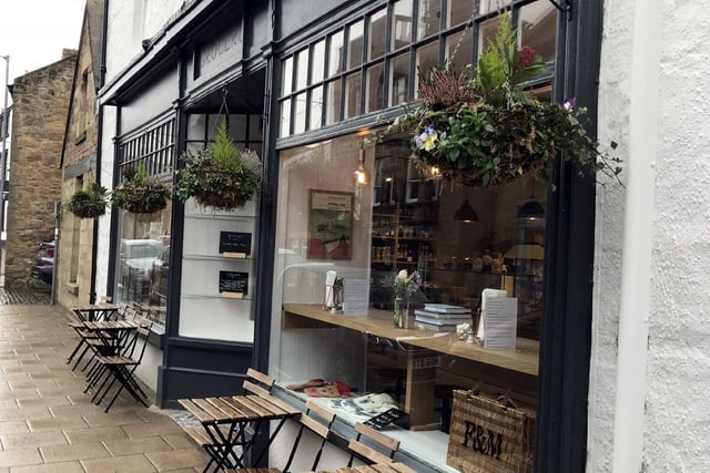 Scott's of Alnmouth is known for their takeaway options and locally roasted coffee. Why not pick up a hot drink and a snack to take to Alnmouth beach for a winter walk?