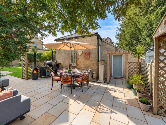 A pretty outdoor patio.