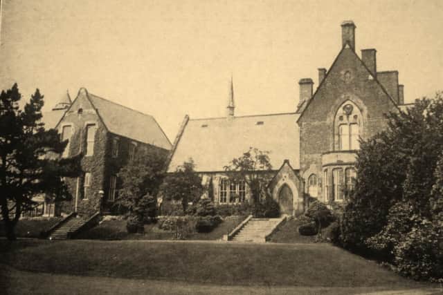 The Grammar School. The building on the left was perhaps the new schoolroom.