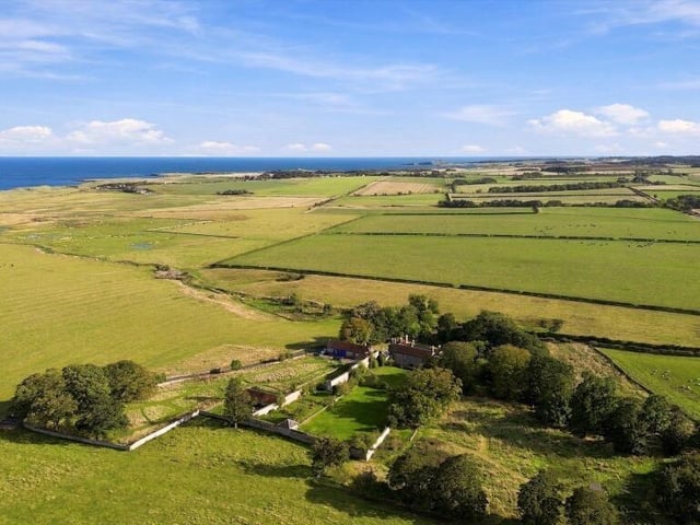 The home is situated in a sought-after position close to the stunning coastline.