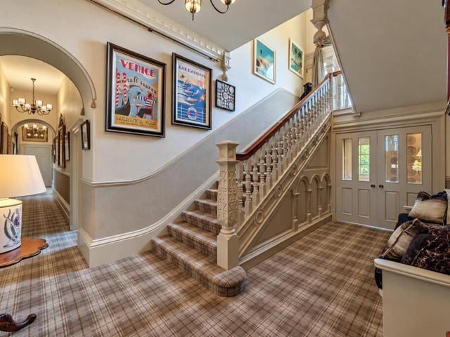 A welcoming central reception hall.