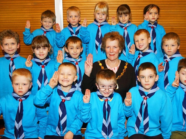 AMBLE BEAVER SCOUTS, NEW GROUP WITH MAYOR AUDREY JONES