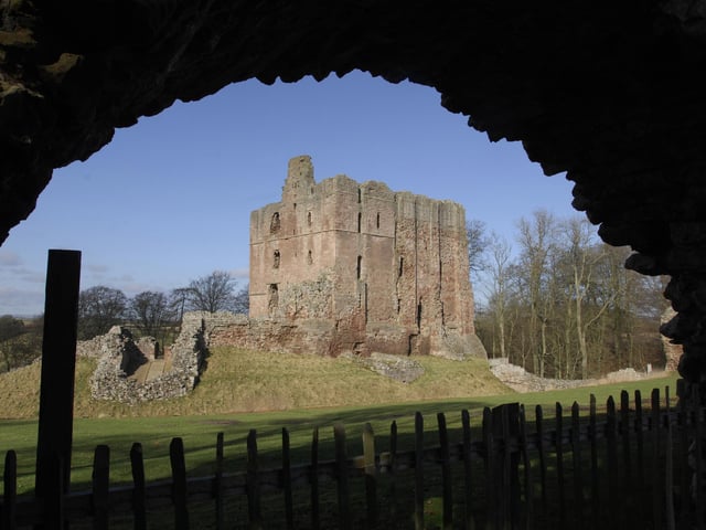 Norham was one of the most important strongholds in the turbulent border region. It was besieged at least 13 times, once for nearly a year by Robert Bruce.