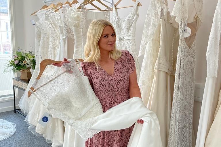 Preowned mother best sale of bride dresses