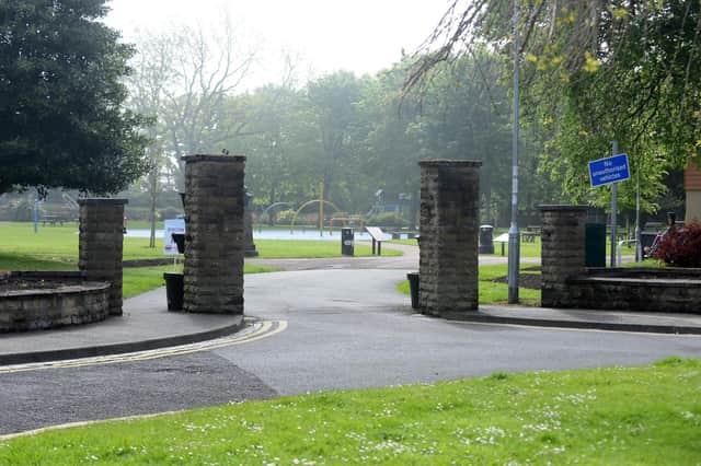 A fundraising campaign has been relaunched to create a new look entrance to Ridley Park, Blyth.