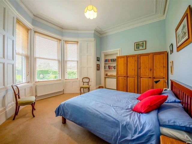 Double bedroom.