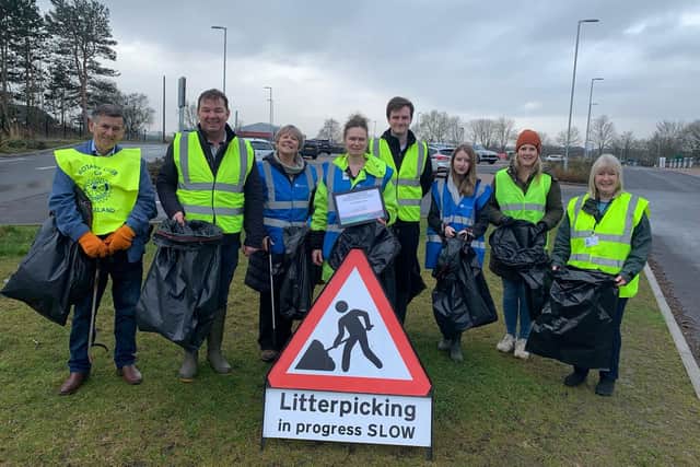 Litter picking team including Guy Opperman MP, Jane Hodson-Hamilton, Coun Alan Hall and Coun Christine Caisley.