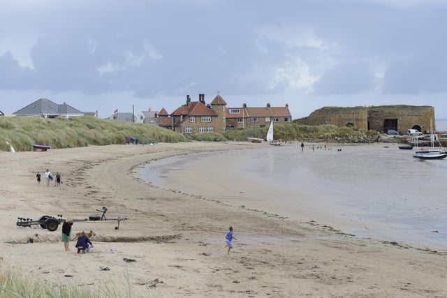 The vast sweep of Beadnell Bay is simply stunning. It is one of the more sheltered beaches on the North East coast, making it ideal for paddling and water sports.
