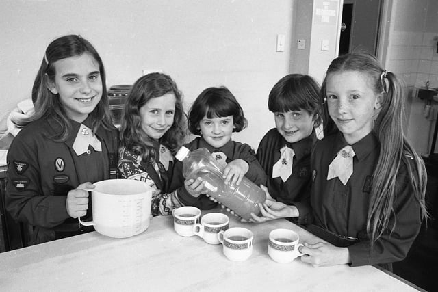 Alnwick Guides organised a coffee morning in the Northumberland Hall in 1986.