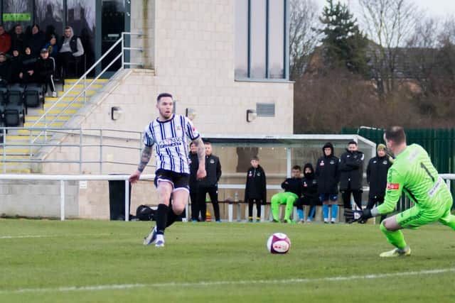 Ashington hammer promotion hopefuls Hebburn Town