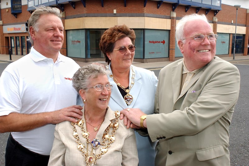 Blyth MP Ronnie Campbell is joined by Blyth Mayor Cllr Kath Nisbet, Mayoress Cllr Margaret Rochester and Cllr Dave Stephens, leader of the council outside The Big Picture, a new facility linking Blyth Valley Council and the people of Blyth.