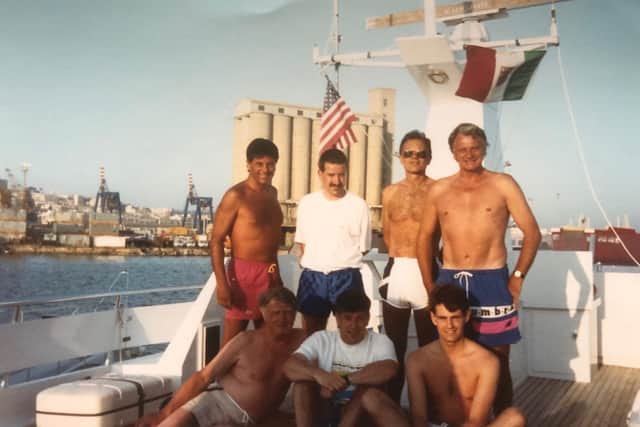 Cagliari Marina, Sardinia – (front) Tom Robson, John Robson, Mark Robson (back) David Dein, Clive Brown, Glen Kirton, Sir Bobby.