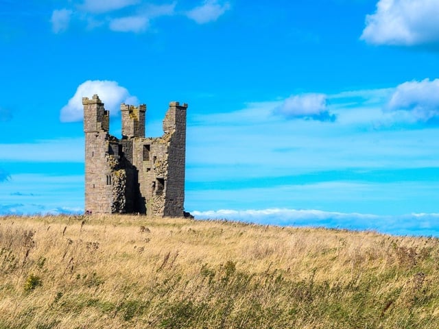 Local legend says that Dunstanburgh Castle is haunted by the headless ghost of Thomas, Earl of Lancaster, who was executed for treason in 1322, and the ghost of Sir Guy the Seeker, a knight who is said to be forever searching for a supernatural vision he saw in the castle.