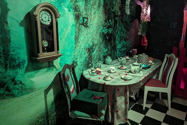 Almost Alice Themed Room at the Escapologist