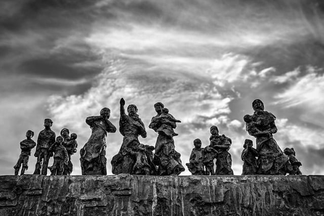 In 1881, Cove lost 11 men out of 21 in a fishing disaster. A sculpture by Jill Watson commemorates the widows and children left behind.