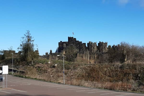 Alnwick Castle and Greenwell Road car park.