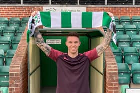 Former Blackburn Rovers youngster Connor Thomson signed for Blyth Spartans on Tuesday alongside Paul Blackett, on loan from Gateshead.