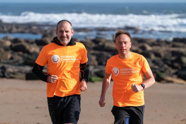 Ross Peckham, left, and Andrew Hebden in training for the ultra-marathon. Picture by Michaela Simpson.