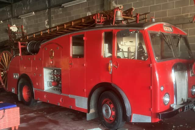 An image of the vintage Dennis fire engine that led Wilfred Andrews’s funeral cortege in 1990. The very appliance that he also drove up to Tynemouth from the Guildford in 1951.