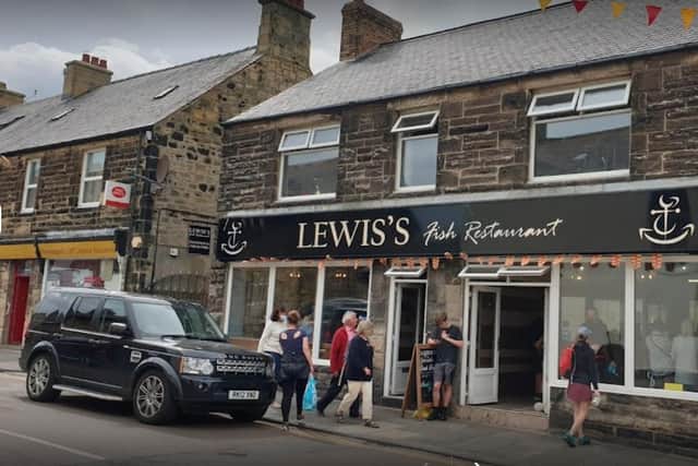 Lewis's Fish Restaurant in Seahouses has been awarded a five-star rating for food hygiene.