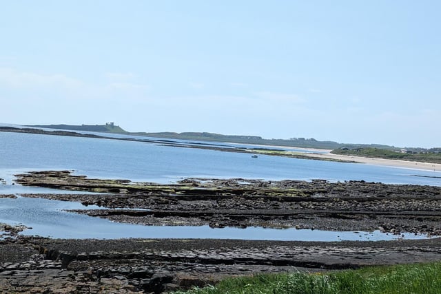 A classic walk on the Stunning Northumberland Coast. Leaving Low Newton we head along the stunning beach, passing Embleton before coming to Dunstanburgh Castle. Reaching Craster is a great opportunity for a break, before returning on a lesser trodden inland path.
https://planwatchwalk.guide/newton-by-the-sea-to-cratser-circular-walk/