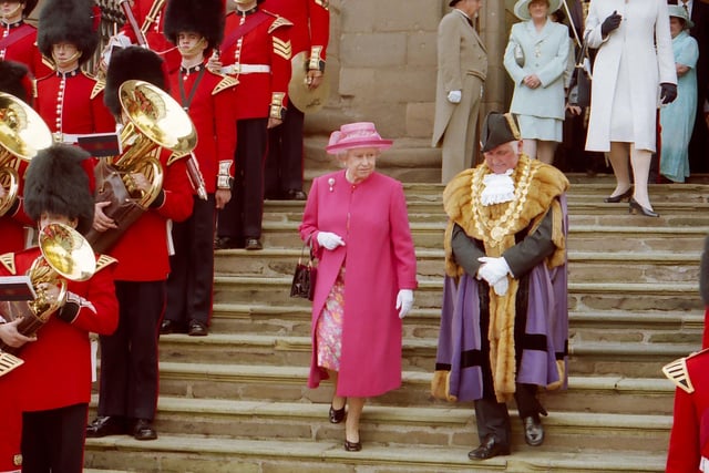 The Queen on the steps of Berwick town hall with Mayor Rae Huntly on her 2001 visit.