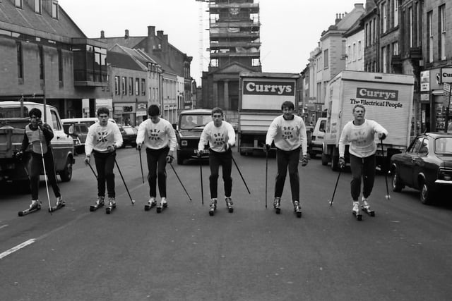 K.O.S.B. 'skiers' roll through Berwick in November 1985.