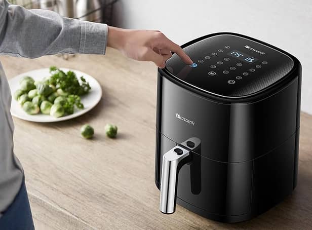 The Proscenic T22's manual digital controls are accessed from the top of the air fryer