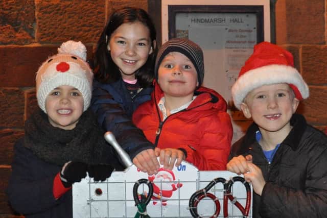 Alnmouth Christmas Lights 2016
 the "swtitchers - on"
l to r .....................Max Kearns (6), Jenny Jobling-Purser (11), Reuben Chapple (6), Alex Eccleston (7) switch on the lights
 Picture byTerry Collinson