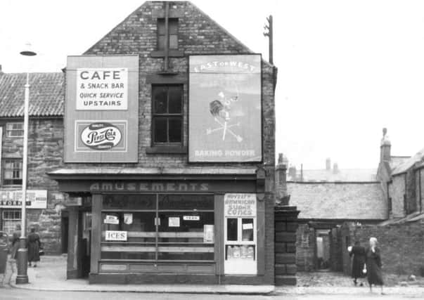 This photograph shows no.13 Front Street, Cullercoats as it looked in 1954.