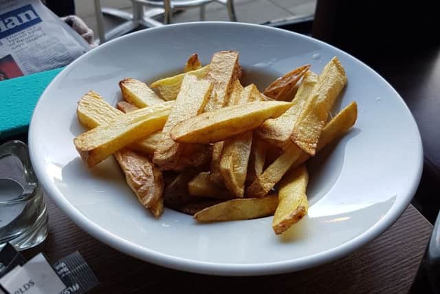 Caffe Piazza in Alnwick - portion of chips.